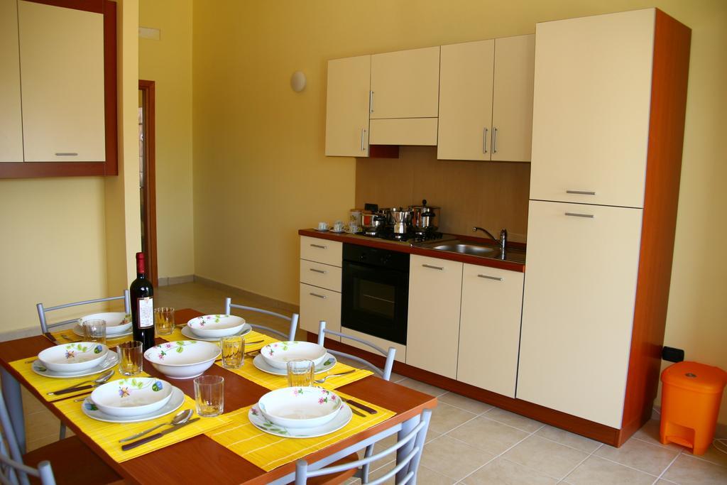 Medimare Residence Club Patti Bagian luar foto